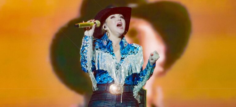 Quitan “vehículos y juguetes” a Alicia Villarreal al enfrentar varios procesos de embargo, revela su abogado