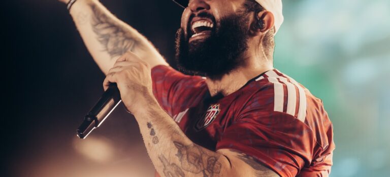 Carín León se lleva el Latin Grammy en la categoría Mejor Álbum de Música Mexicana Contemporánea