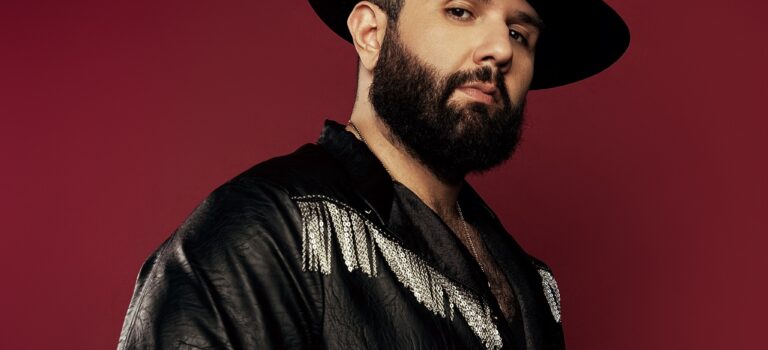 Carín León revela que grabó un dueto con Bon Jovi para su próximo álbum; “se acaba de grabar”