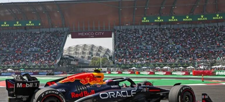 #UnLoboEnLosDeportes El fracaso de Red Bull tras salida de ‘Checo’ Pérez revive rumores de su regreso en 2026