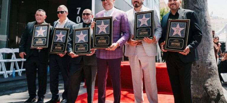 Intocable recibe una estrella en el Paseo de la Fama de Hollywood y hace historia como una de las agrupaciones mexicanas más reconocidas de la música regional