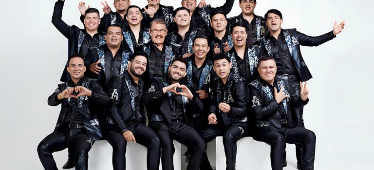 La Arrolladora Banda El Limón junto a Natiuska estrenan “Ni Siquiera Somos Amigos”