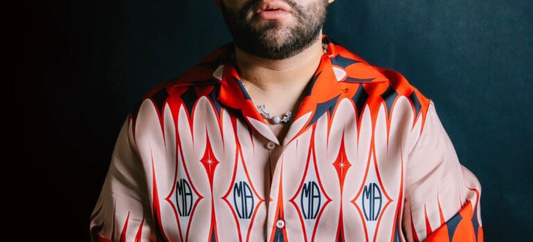 Luis R Conriquez lanza el álbum «Muchacho alegre»