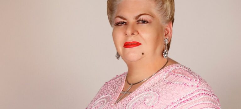 Reportan desaparecida a Kelly Ariadne, nieta de Paquita la del Barrio, tras ser vista por última vez el 20 de mayo en Guanajuato