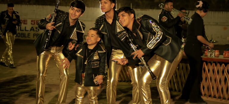 Banda Los Recoditos presentan junto a El Abelito “La Vida Es Un Riesgo”