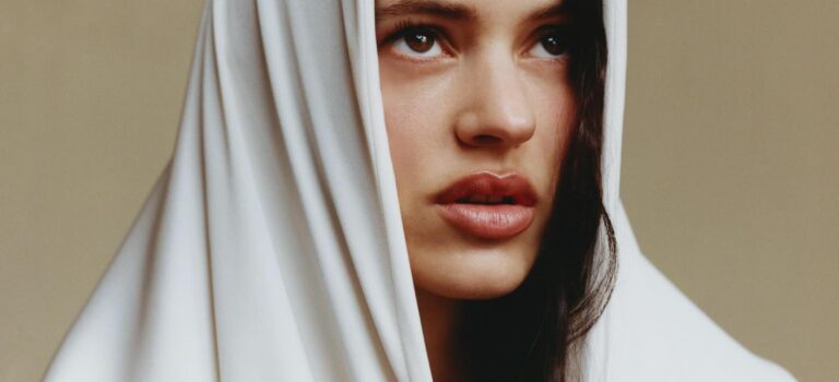 Rosalía apuesta por Yahritza y Su Esencia en “La Perla”