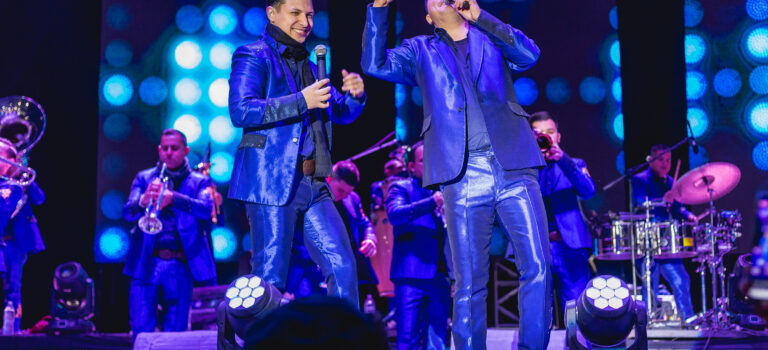 La Arrolladora Banda El Limón para su consideración a los Latin Grammy