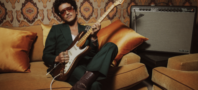 Bruno Mars toca “El Sonidito” en su concierto en CDMX